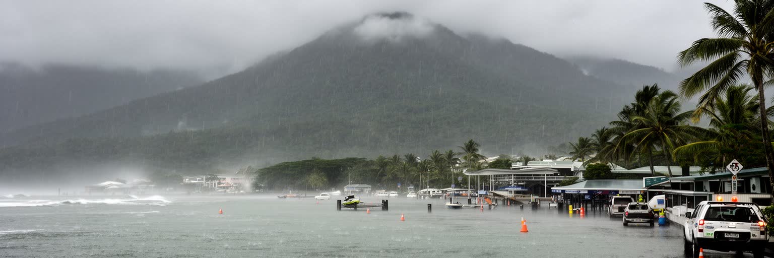 ケアンズの豪雨、洪水、サイクロン、暑さへの備えを表す景観