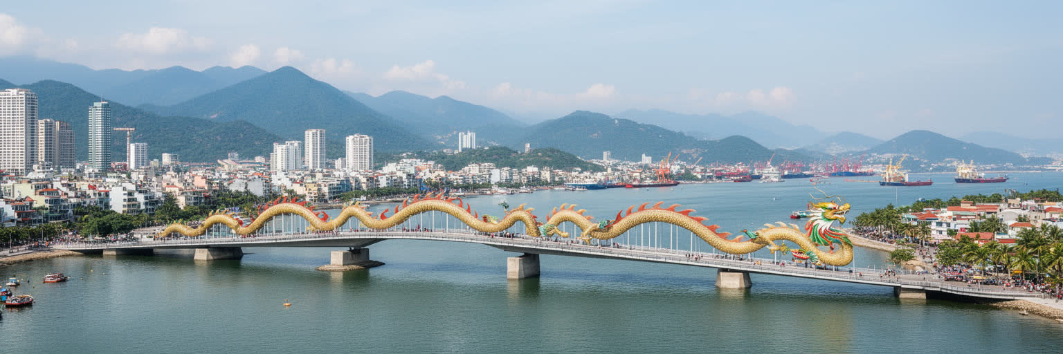 ダナンを総合的に読む港、海岸、山地、橋の景観