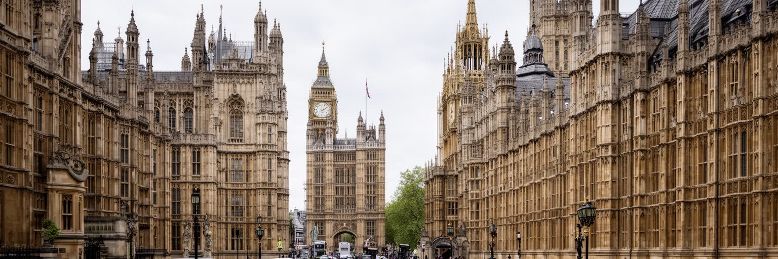 ロンドンの政治と王権を表す画像