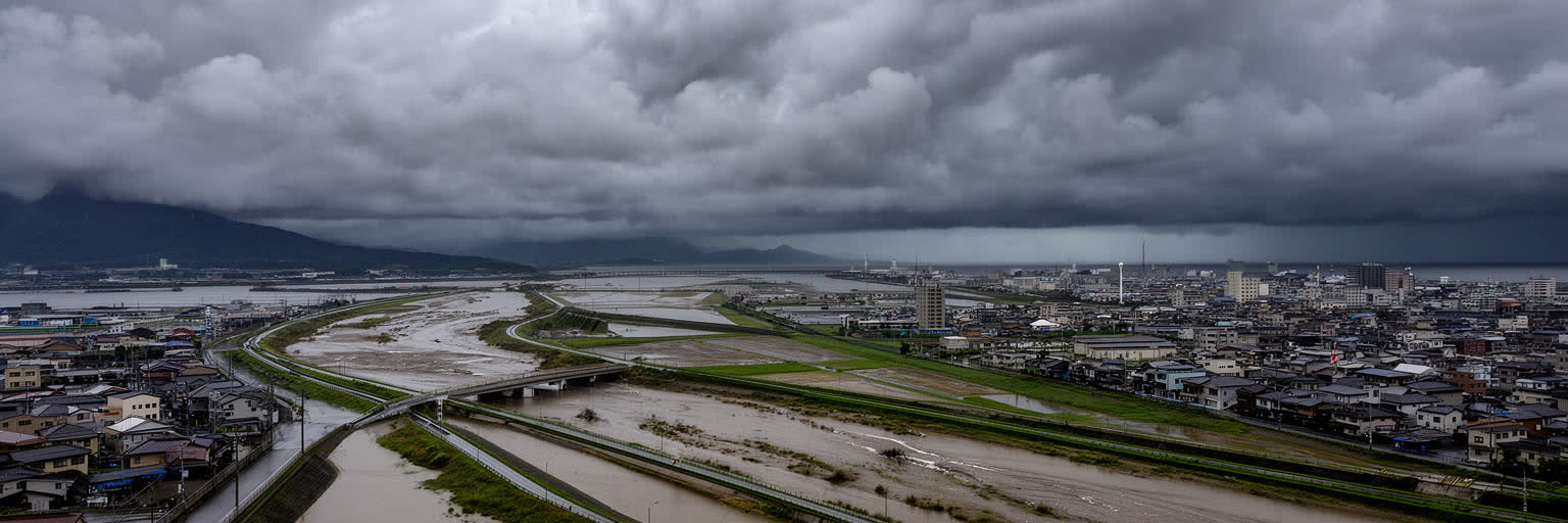 伊勢湾、台風、高潮、堤防、夏の暑さに備える名古屋の気候災害景観